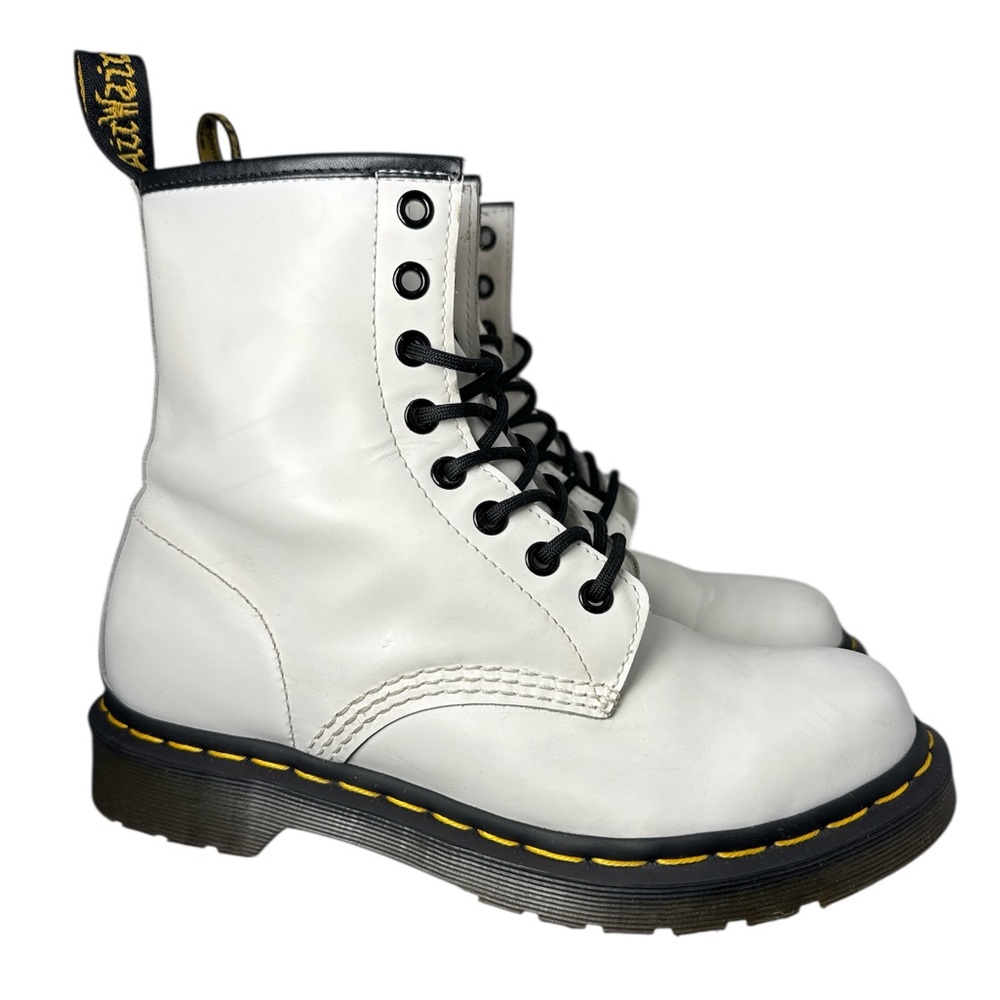 Dr Marten white boots Size M6/ W7 White Martin Leather Combat Boots Womens